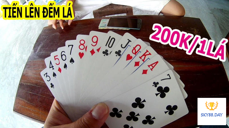 Giới thiệu tiến lên đếm lá Sky88 là gì?